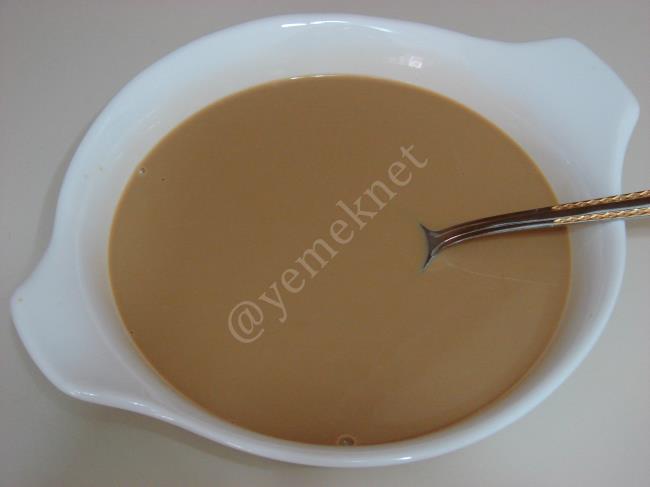 Kedi Dilli Tiramisu Pasta - Yapılışı (5/16) 