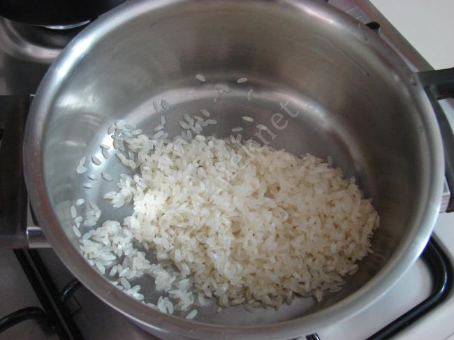 Klasik Sütlaç - Yapılışı (2/12) 