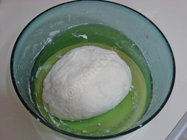 Otlu Sini Pidesi - Yapılışı (4/20) 