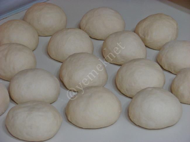 Pekmezli Simit Poğaça - Yapılışı (6/12) 