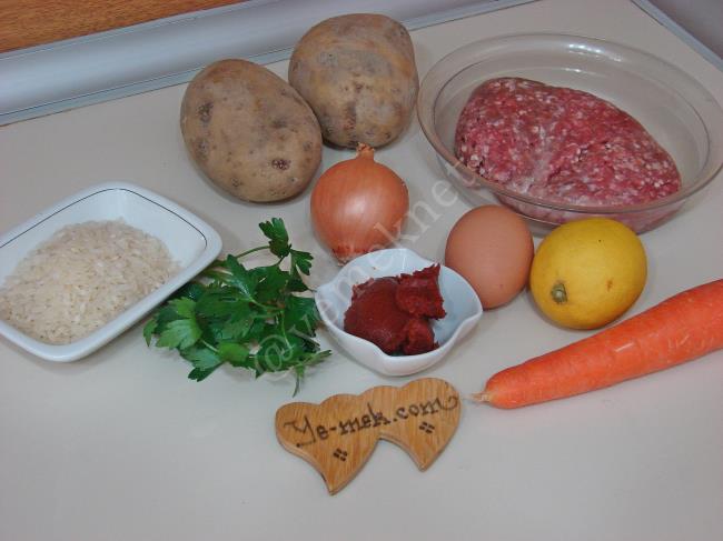 Terbiyeli Sebzeli Pirinçli Sulu Köfte Yemeği - Yapılışı (1/16) 