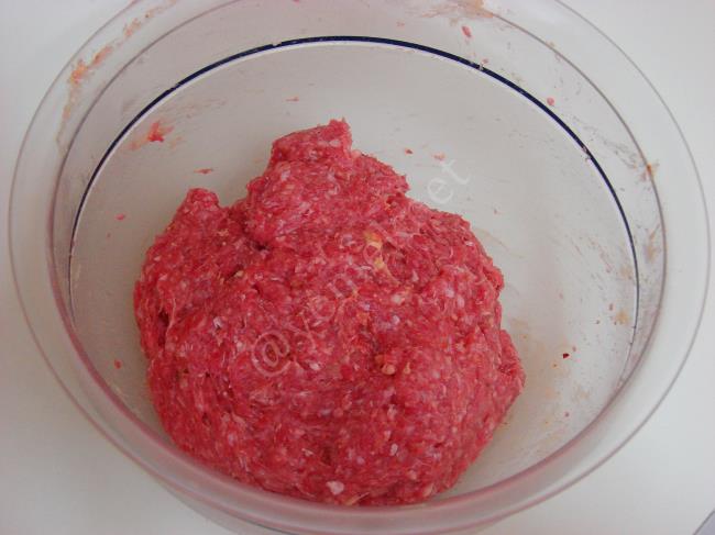 Ev Usulü Acılı Adana Kebap - Yapılışı (4/12) 