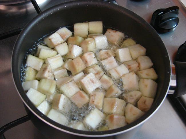 Patlıcan Reçeli - Yapılışı (2/8) 