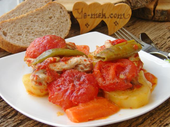 Tencerede Sebzeli Tavuk Yemeği - Yapılışı (10/12) 