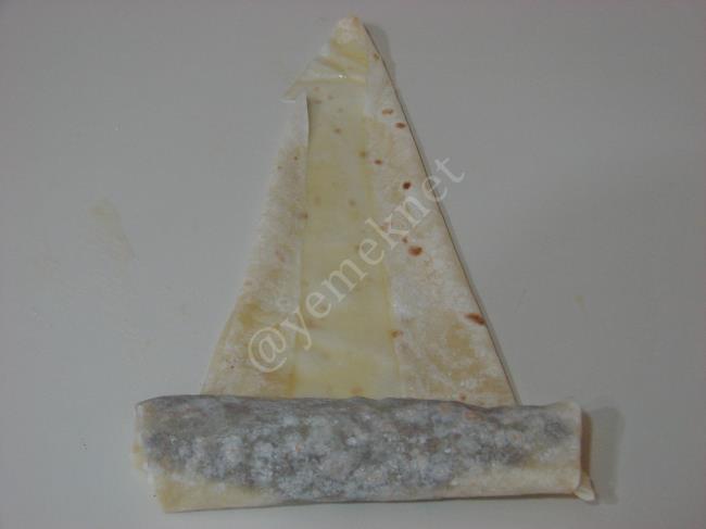 Yeşil Mercimekli Börek - Yapılışı (8/16) 