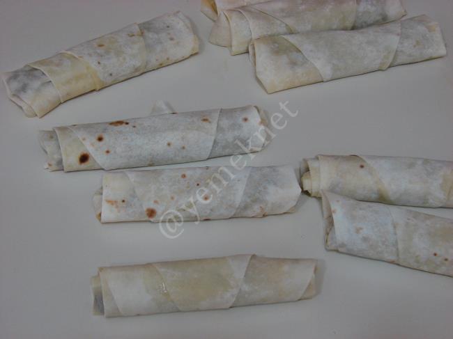 Yeşil Mercimekli Börek - Yapılışı (9/16) 