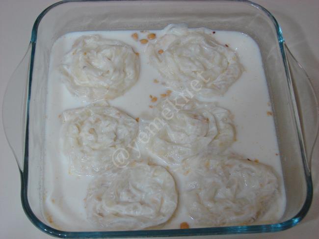 Fındıklı Sarma Güllaç - Yapılışı (10/16) 