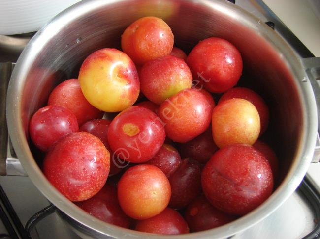 Kırmızı Erik Marmelatı - Yapılışı (2/12) 