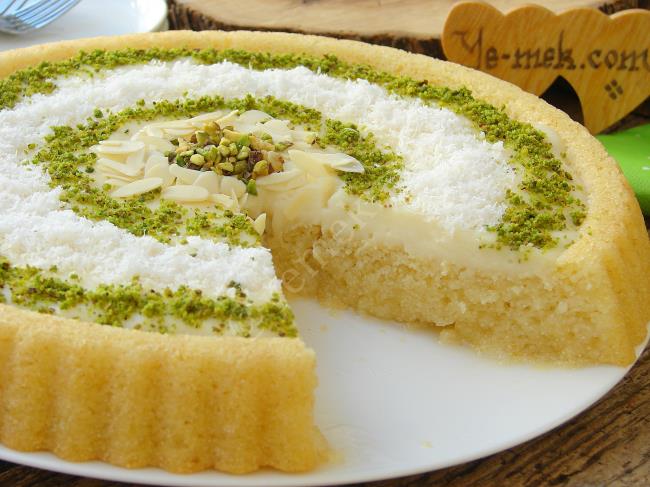 Pasta Görünümlü, Hafif ve Lezzetli Bir Tatlı : Kremalı Revani