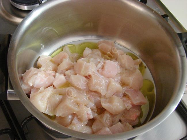 Tavuklu Patlıcan Oturtma - Yapılışı (3/16) 