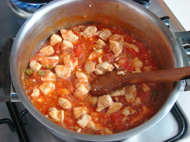 Tavuklu Patlıcan Oturtma - Yapılışı (7/16) 