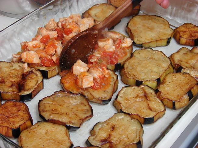 Tavuklu Patlıcan Oturtma - Yapılışı (9/16) 