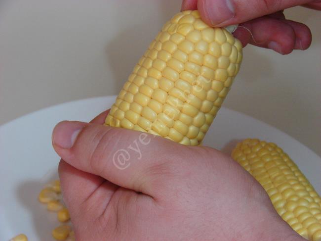 Taze Süt Mısır Ayıklama - Yapılışı (6/12) 