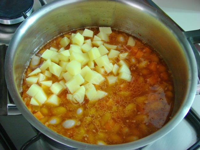 Zeytinyağlı Barbunya Pilaki - Yapılışı (8/12) 