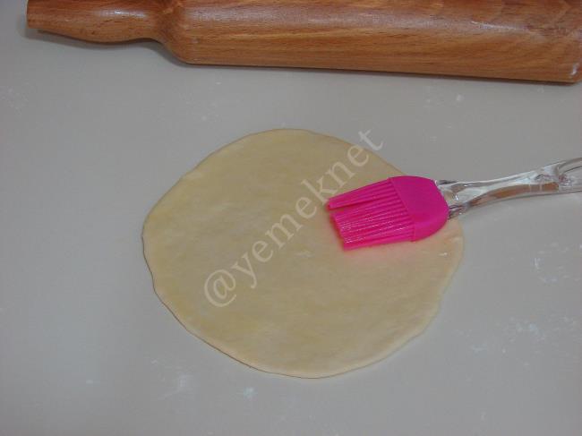 Cepli Sandviç Poğaça - Yapılışı (5/16) 