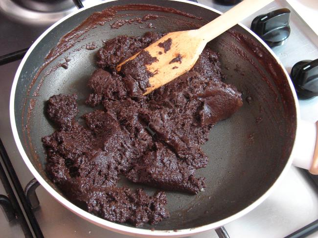 Çikolatalı Sufle - Yapılışı (4/12) 