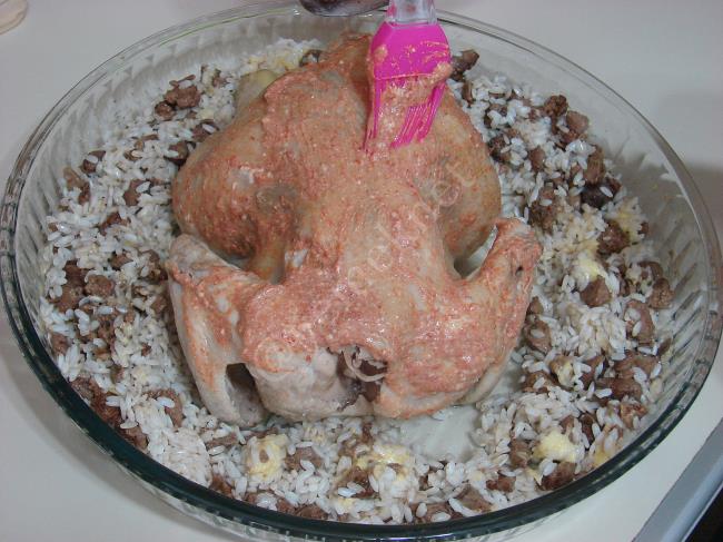 Fırında İç Pilavlı Bütün Tavuk - Yapılışı (10/16) 