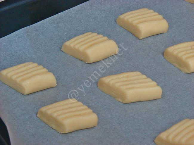 Pastane Usulü Un Kurabiyesi - Yapılışı (10/16) 