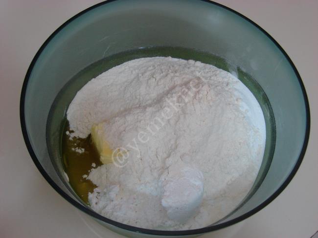 Çikolata Parçacıklı Kurabiye - Yapılışı (3/12) 