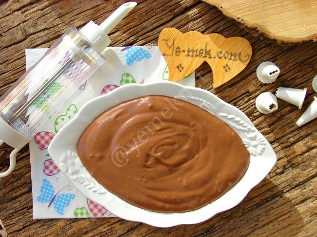 Çikolatalı Yaş Pasta Kreması - Yapılışı (9/12) 