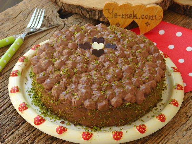Çikolatalı Yaş Pasta Nasıl Yapılır? (24/24) Resimli Yemek Tarifleri