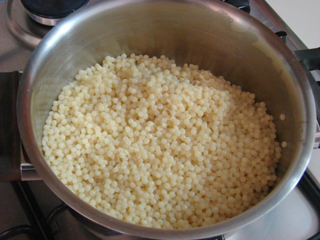 Domatesli Kuskus Pilavı - Yapılışı (4/8) 