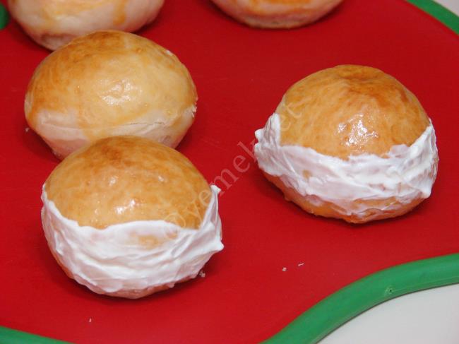 Pastane Usulü Sakallı Poğaça - Yapılışı (11/16) 