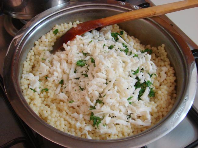 Peynirli Kuskus Makarna - Yapılışı (5/8) 