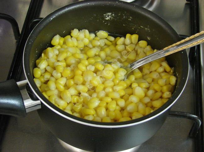 Tane Tane Haşlama Süt Mısır - Yapılışı (11/16) 