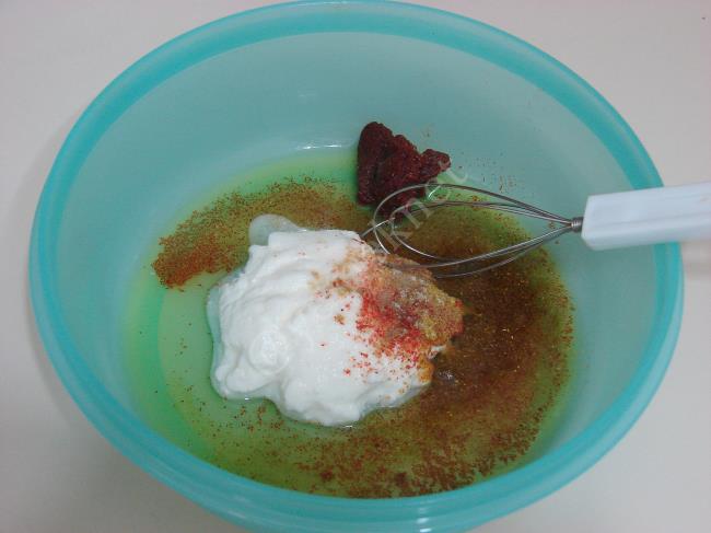 Tavada Soslu Tavuk Pirzola - Yapılışı (2/12) 