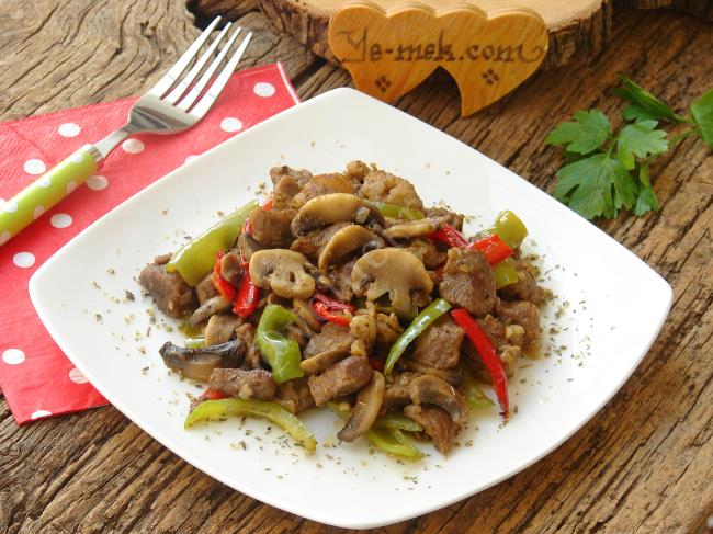 Biberli Mantarlı Et Sote - Yapılışı (10/12) 