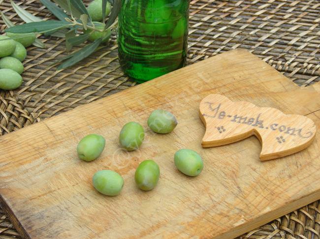 Ev Yapımı Kırma Taze Yeşil Zeytin - Yapılışı (4/12) 