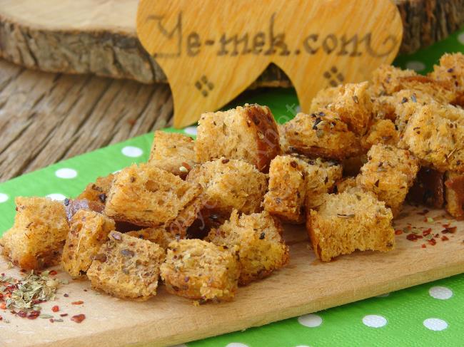 Fırında Baharatlı Kruton (Kıtır Ekmek) - Yapılışı (8/12) 