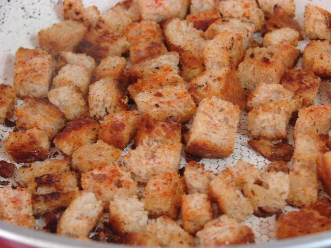 Kruton (Kıtır Ekmek) - Yapılışı (9/12) 