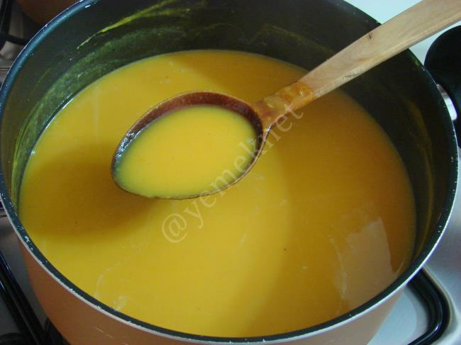 Balkabağı Çorbası - Yapılışı (9/12) 