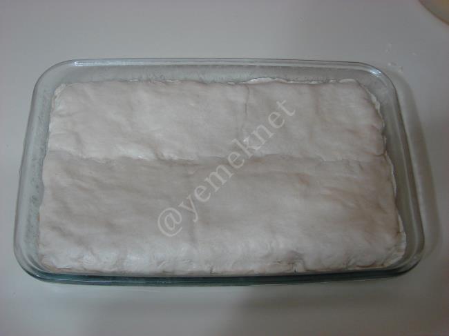 Milföylü Yufka Böreği - Yapılışı (15/24) 