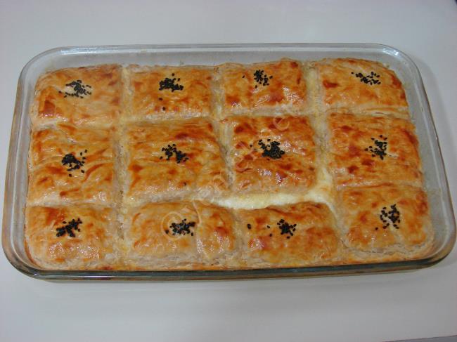 Milföylü Yufka Böreği - Yapılışı (21/24) 