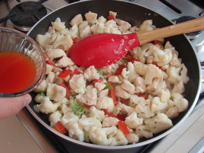 Tavuklu Karnabahar Sote - Yapılışı (7/12) 