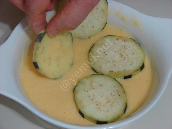 Unlu Patlıcan Kızartması - Yapılışı (6/12) 