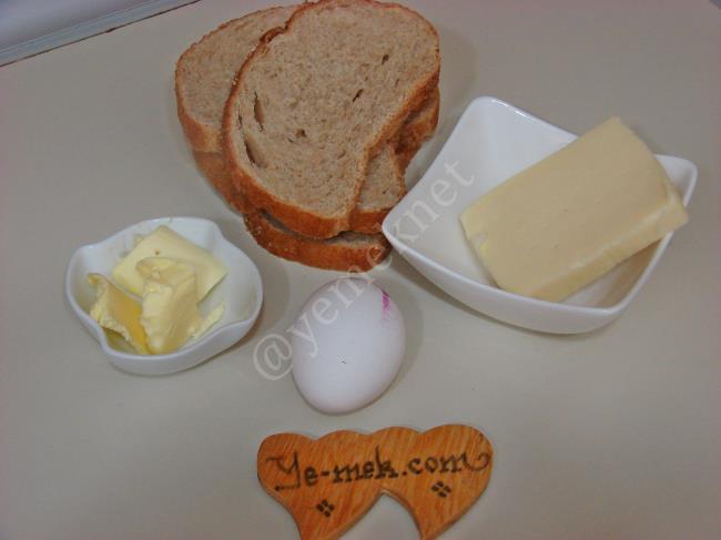 Kahvaltılık Yumurtalı Peynirli Ekmek Dilimleri - Yapılışı (1/12) 