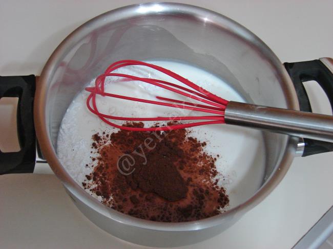 Çikolata Soslu Kedi Dili Tatlısı - Yapılışı (8/16) 