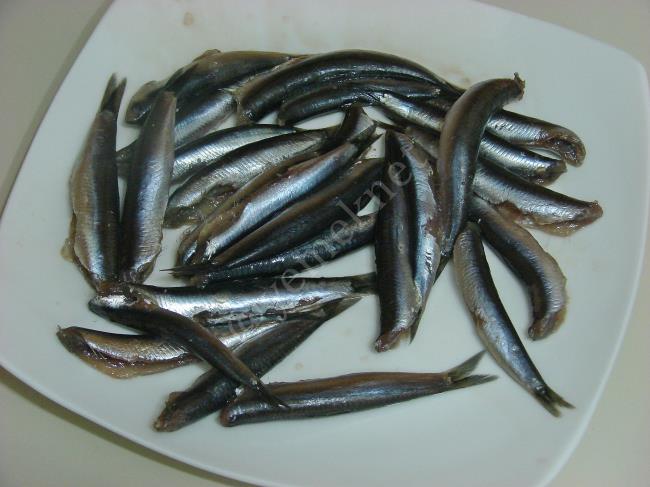 Fırında Mısır Unlu Hamsi Tava - Yapılışı (2/8) 