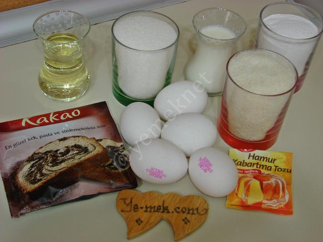 Hindistan Cevizli Sürpriz Kek - Yapılışı (1/16) 