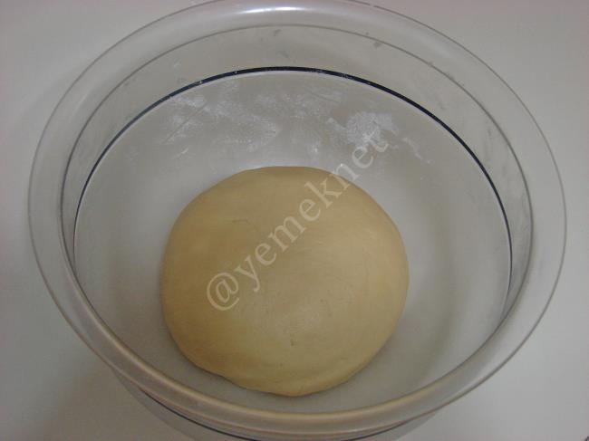 İçi Muhallebi Dolgulu Kurabiye - Yapılışı (5/16) 