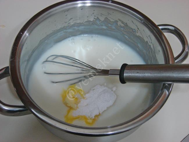 İçi Muhallebi Dolgulu Kurabiye - Yapılışı (6/16) 