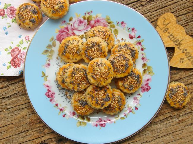 Sirkeli Tuzlu Gevrek Kurabiye Tarifi, Nasıl Yapılır? (Resimli) Yemek
