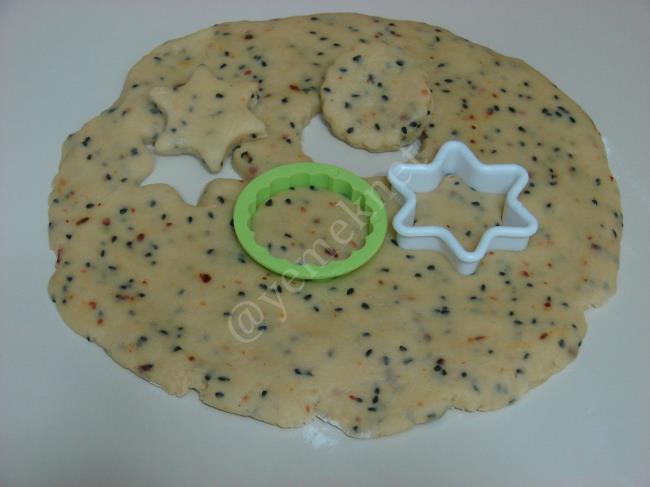 Sirkeli Tuzlu Gevrek Kurabiye - Yapılışı (7/12) 