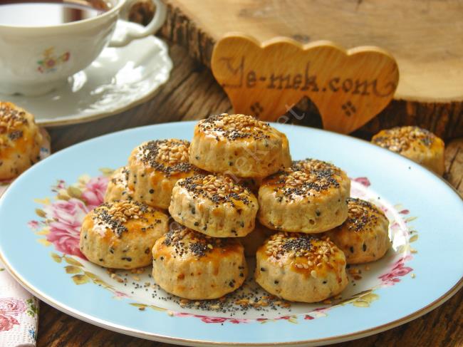 Sirkeli Tuzlu Gevrek Kurabiye - Yapılışı (9/12) 