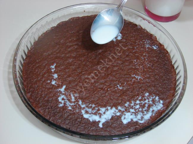 Ebruli Çikolatalı Pasta - Yapılışı (10/16) 