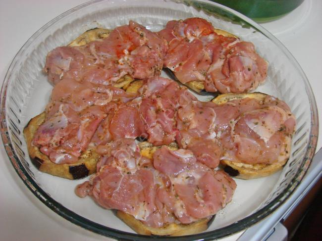 Fırında Patlıcanlı Tavuk İncik - Yapılışı (10/16) 